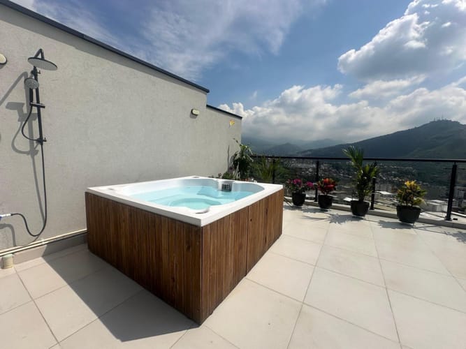 Apartamento de 2 alcobas en venta en Santa Teresita, Cali, 152 m² · foto 11 de 13
