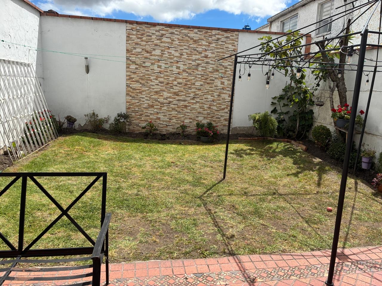 Casa en venta en Mandalay, Bogotá · foto 8 de 15