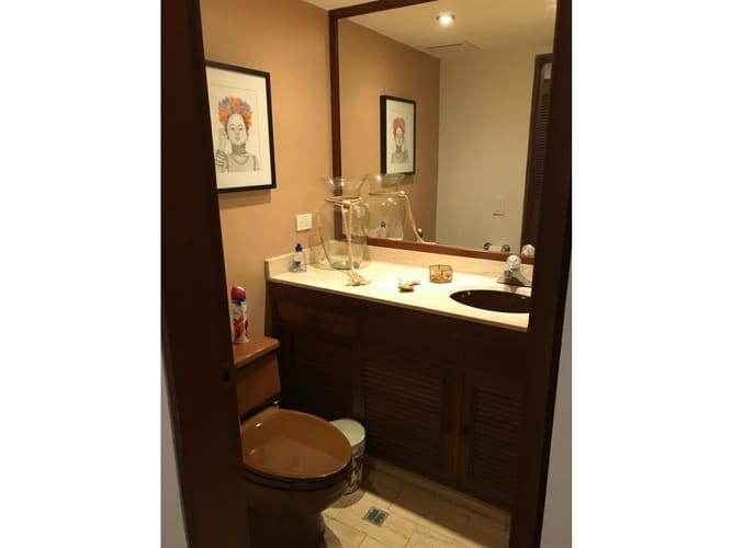Apartamento de 3 alcobas en venta en Los Rosales, Bogotá, 233 m² · foto 18 de 23
