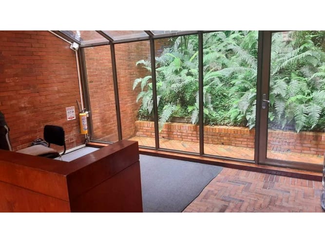 Apartamento de 3 alcobas en venta en Los Rosales, Bogotá, 233 m² · foto 19 de 23