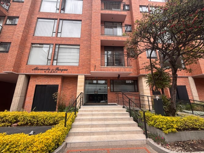 Apartaestudio en venta en La Castellana, Bogotá, 39 m² · foto 2 de 20