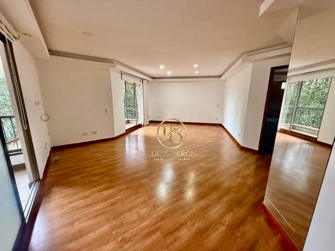 Casa de 4 alcobas en venta en La Doctora, Sabaneta, 461 m² · foto 7 de 24