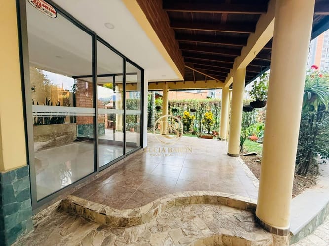 Casa de 4 alcobas en venta en La Doctora, Sabaneta, 461 m² · foto 5 de 24