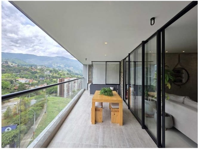 Apartamento de 3 alcobas en venta en Camino Verde, Envigado, 116 m² · foto 4 de 17