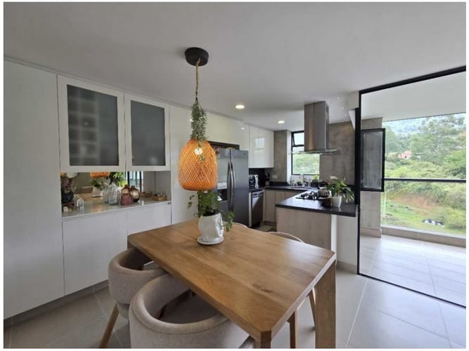 Apartamento de 3 alcobas en venta en Camino Verde, Envigado, 116 m² · foto 8 de 17