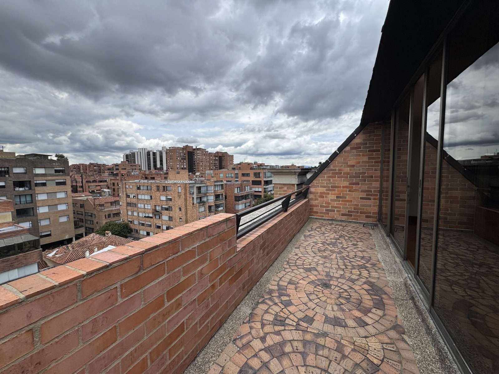 Apartamento en arriendo en La Carolina, Bogotá · foto 6 de 19
