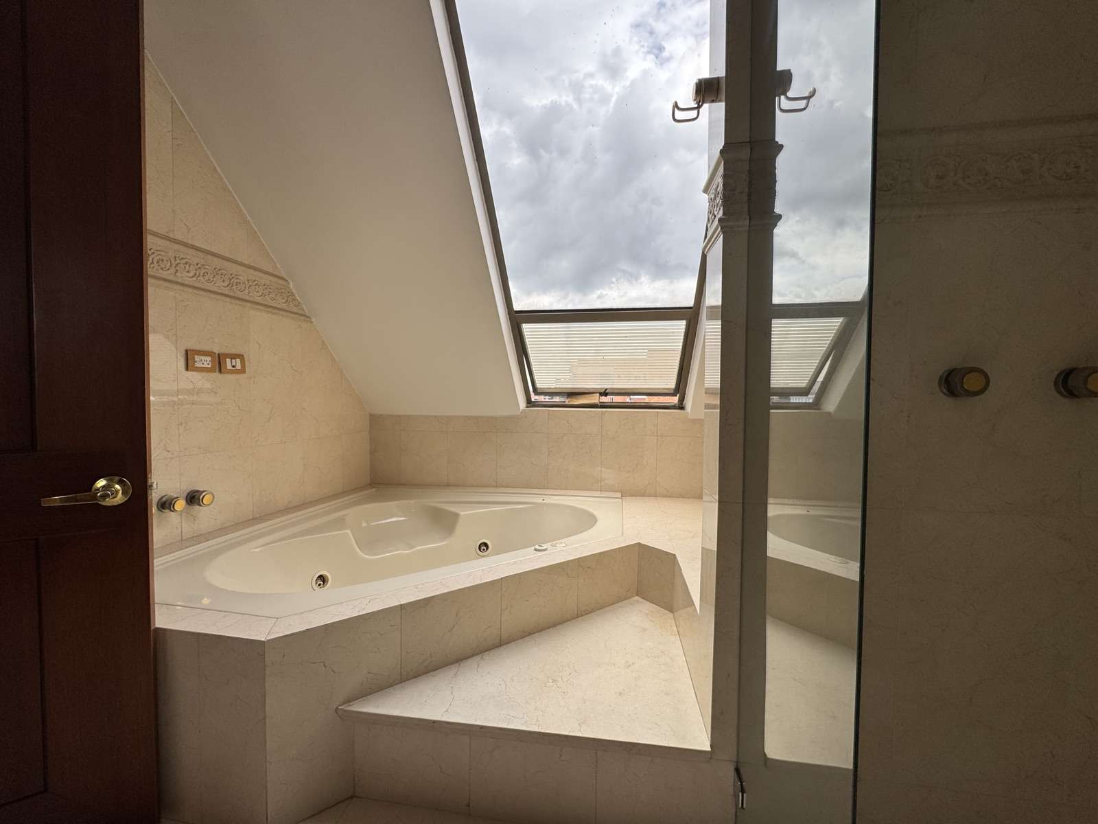 Apartamento en arriendo en La Carolina, Bogotá · foto 17 de 19