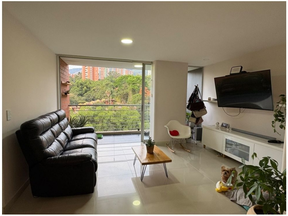 Apartamento en venta en Uribe Angel, Envigado · foto 2 de 16