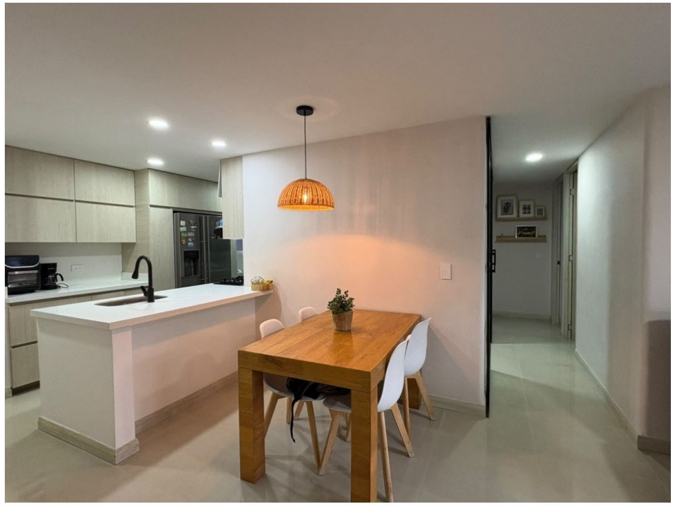 Apartamento en venta en Uribe Angel, Envigado · foto 5 de 16