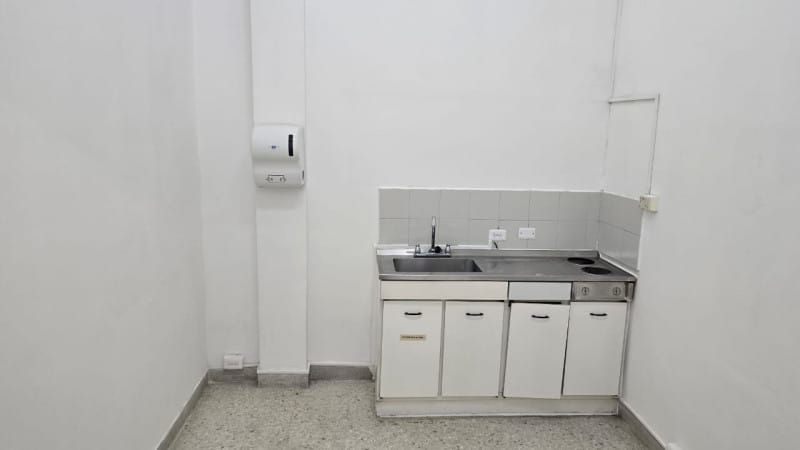 Local en arriendo en La Candelaria, Medellín, 350 m² · foto 9 de 16