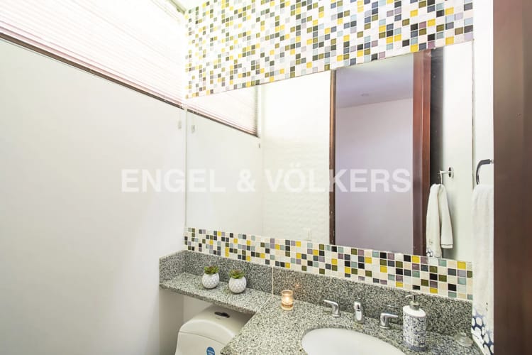 Casa en venta en Chico Norte, Bogotá · foto 6 de 21