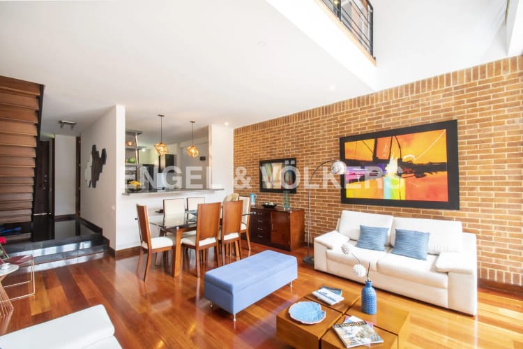 Casa en venta en Chico Norte, Bogotá · foto 2 de 21