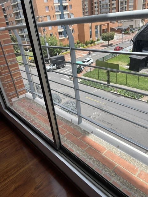 Apartamento de 3 alcobas en venta en Colina Campestre, Bogotá, 90 m² · foto 6 de 18