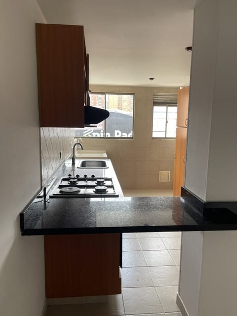 Apartamento de 3 alcobas en venta en Colina Campestre, Bogotá, 90 m² · foto 10 de 18