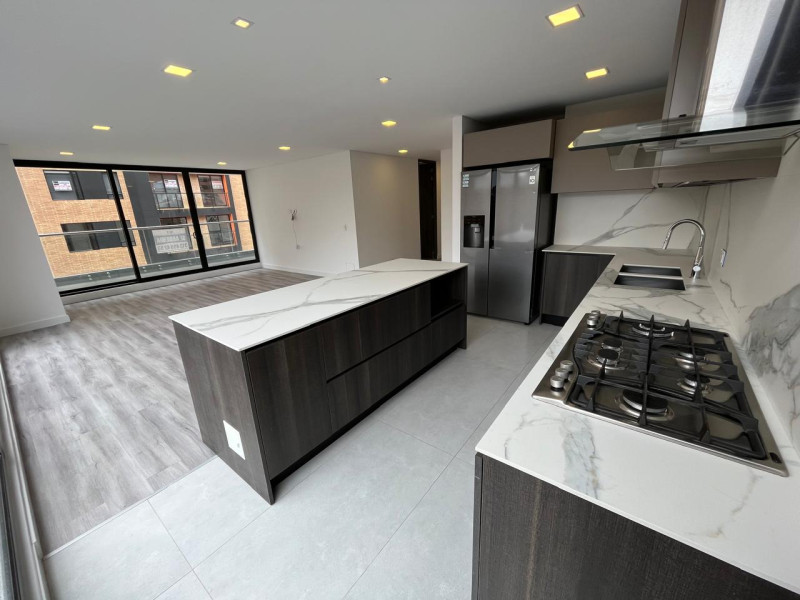 Apartamento en venta en Santa Barbara, Bogotá · foto 6 de 24