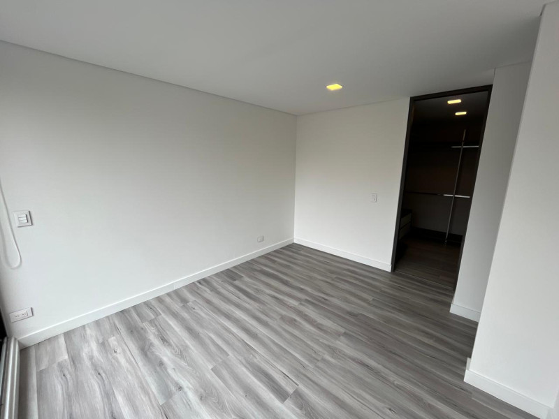 Apartamento en venta en Santa Barbara, Bogotá · foto 19 de 24