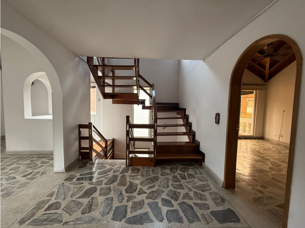Casa en arriendo en Las Palmas, Medellín · foto 3 de 17