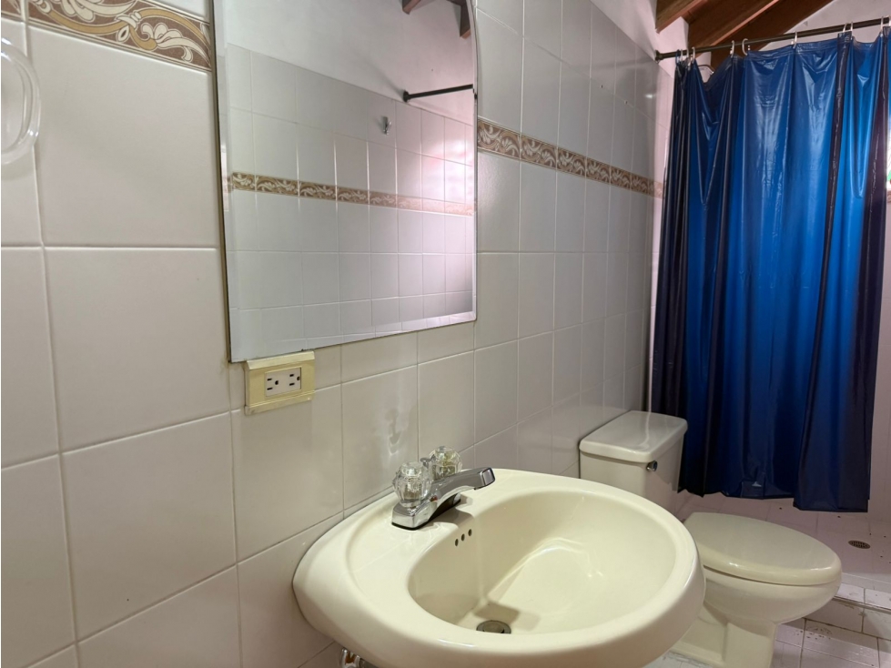 Casa en arriendo en Las Palmas, Medellín · foto 6 de 17