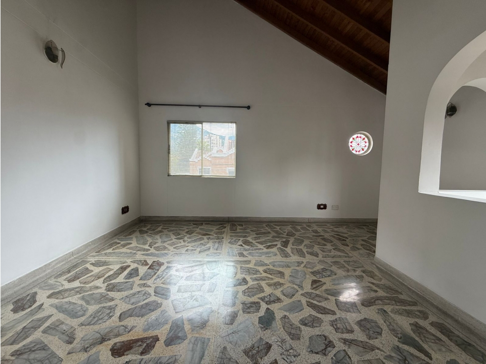 Casa en arriendo en Las Palmas, Medellín · foto 7 de 17