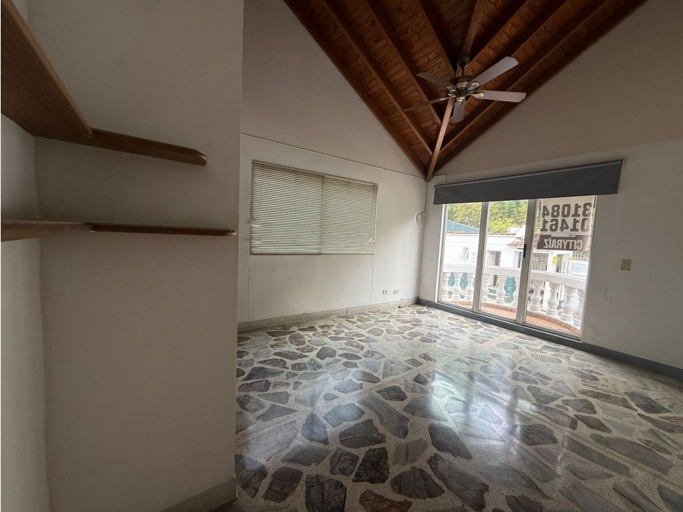 Casa en arriendo en Las Palmas, Medellín · foto 10 de 17
