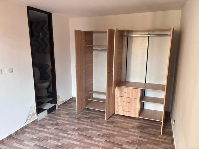 Apartamento de 3 alcobas en venta en Zona Centro, Madrid, 50 m² · foto 4 de 12