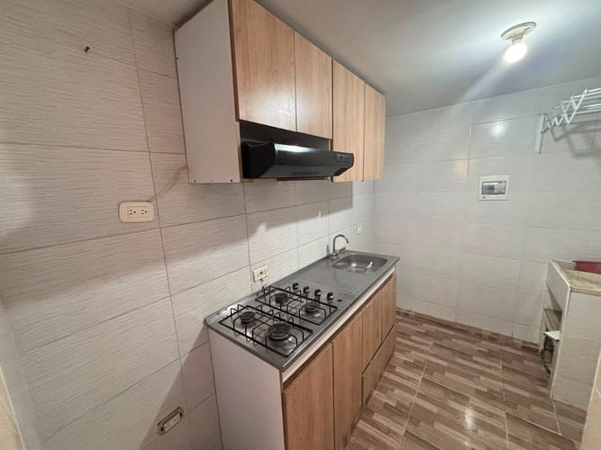Apartamento de 3 alcobas en venta en Zona Centro, Madrid, 50 m² · foto 9 de 12