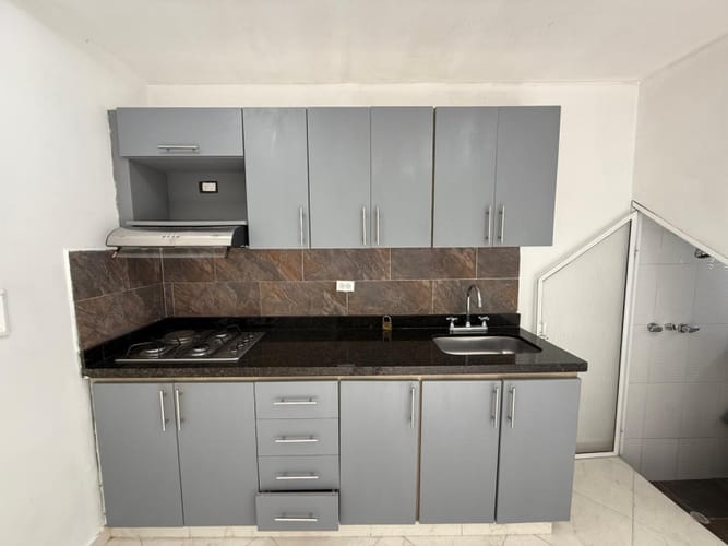 Local en arriendo en Los Naranjos, Envigado · foto 10 de 10