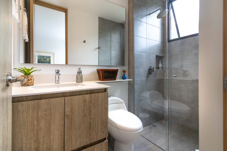 Apartamento de 3 alcobas en venta en El Poblado, Medellín, 176 m² · foto 17 de 24