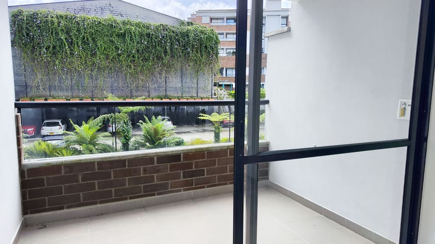 Apartamento de 2 alcobas en venta en El Retiro, 57 m² · foto 2 de 17