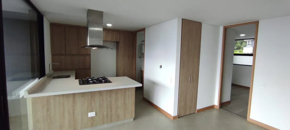 Apartamento de 3 alcobas en venta en Laureles, Medellín, 100 m² · foto 3 de 10
