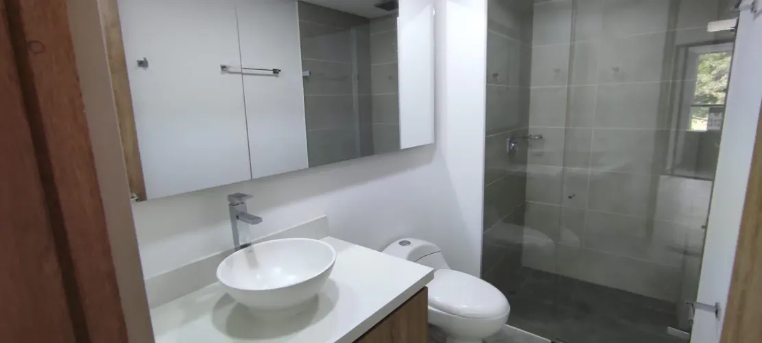 Apartamento de 3 alcobas en venta en Laureles, Medellín, 100 m² · foto 7 de 10