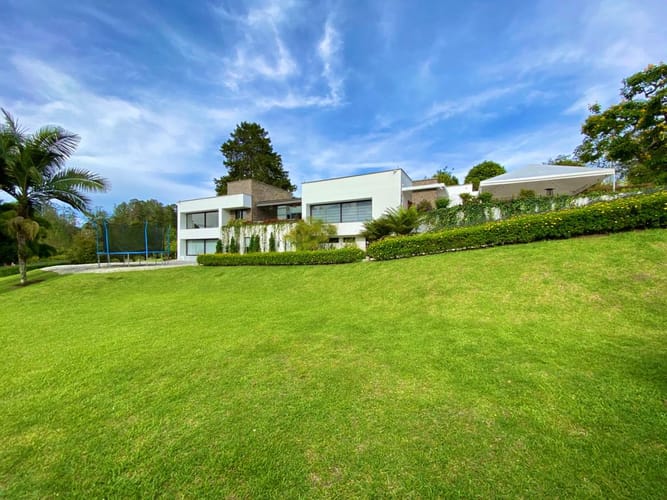 Casa de 5 alcobas en venta en El Retiro, 530 m² · foto 2 de 24