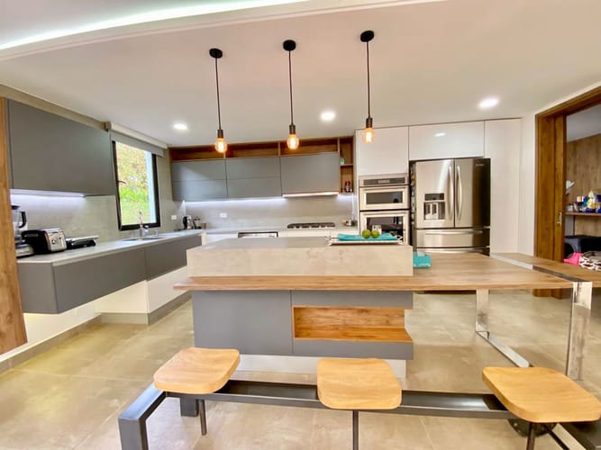 Casa de 5 alcobas en venta en El Retiro, 530 m² · foto 8 de 24