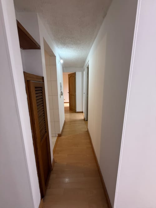 Apartamento de 3 alcobas en venta en Modelo Norte, Bogotá, 52 m² · foto 2 de 9