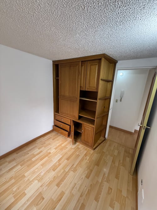 Apartamento de 3 alcobas en venta en Modelo Norte, Bogotá, 52 m² · foto 7 de 9