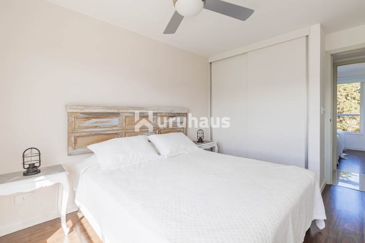 ALQUILER APARTAMENTO DOS DORMITORIOS PUNTA DEL ESTE EDIFICIO DI COMO PARRILLERO PROPIO · Foto 8