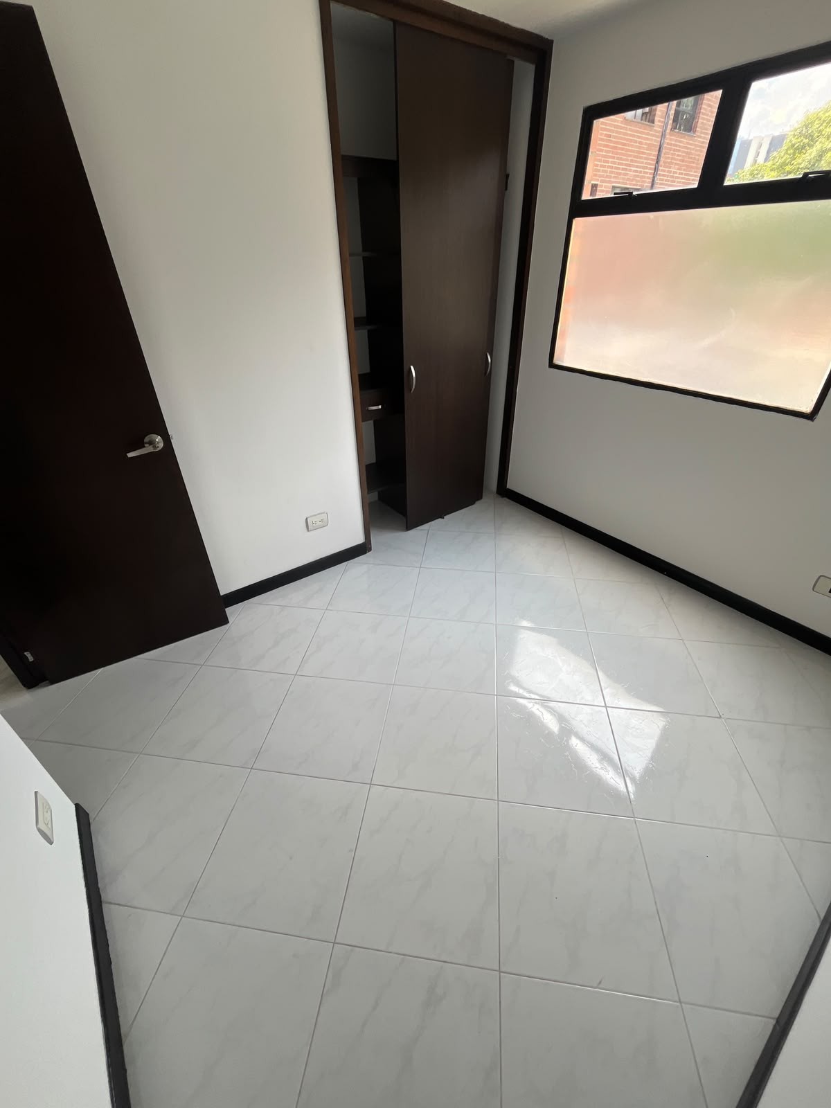 Apartamento en arriendo en El Portal, Envigado · foto 11 de 19