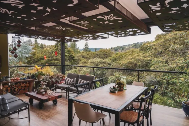 Casa de 5 alcobas en venta en Loma Del Esmeraldal, Envigado, 1630 m² · foto 4 de 15