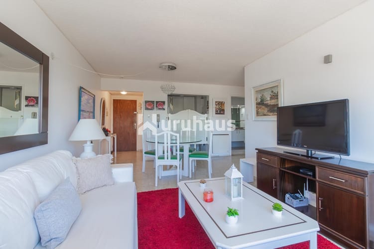 ALQUILER APARTAMENTO UN DORMITORIO Y MEDIO PUNTA DEL ESTE TORRE LIBERTADOR · Foto 2