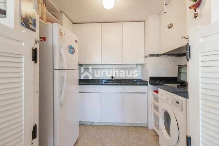 ALQUILER APARTAMENTO UN DORMITORIO Y MEDIO PUNTA DEL ESTE TORRE LIBERTADOR · Foto 7