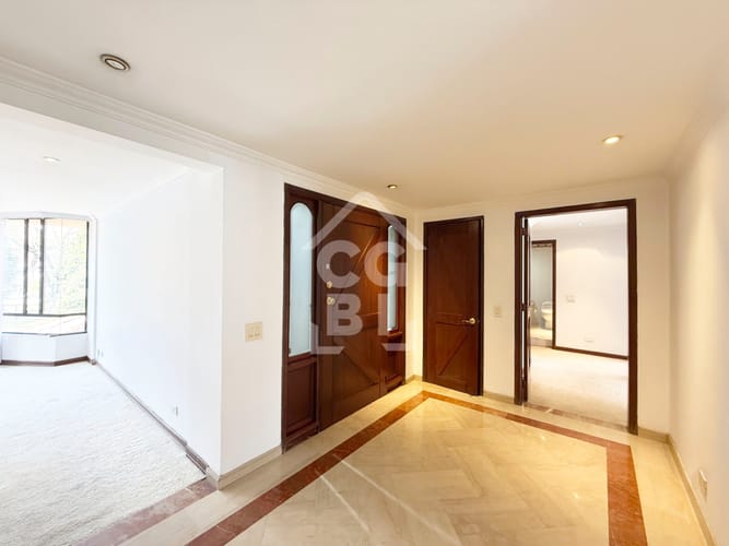 Apartamento en venta en Niza Norte, Bogotá · foto 2 de 24