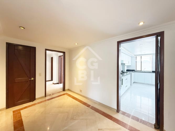 Apartamento en venta en Niza Norte, Bogotá · foto 3 de 24