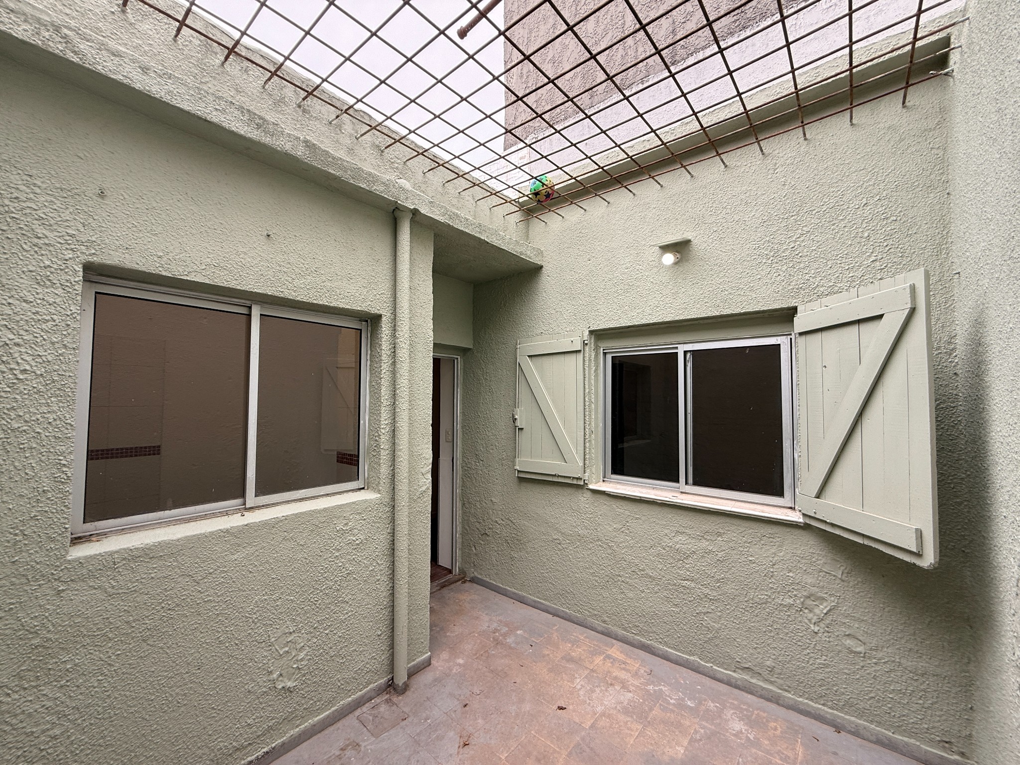 Alquiler Apartamento Interior 2 Dormitorios Con Patio Pocitos · Foto 10