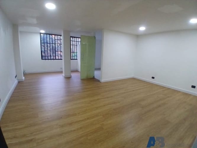 Oficina en arriendo en San Diego, Medellín, 48 m² · foto 6 de 10