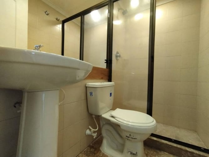 Apartamento de 3 alcobas en arriendo en Patio Bonito, Medellín, 170 m² · foto 19 de 19