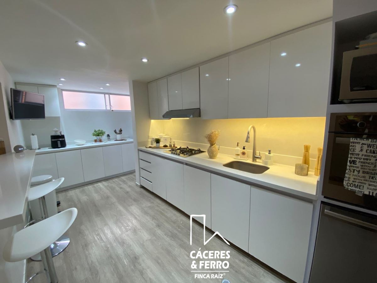 Apartamento en venta en Santa Barbara, Bogotá · foto 8 de 23