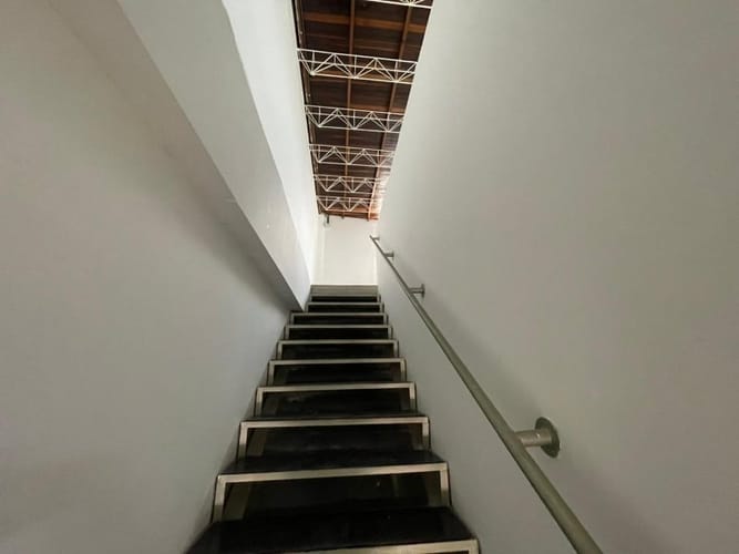 Local en arriendo en El Poblado, Medellín, 218 m² · foto 6 de 11