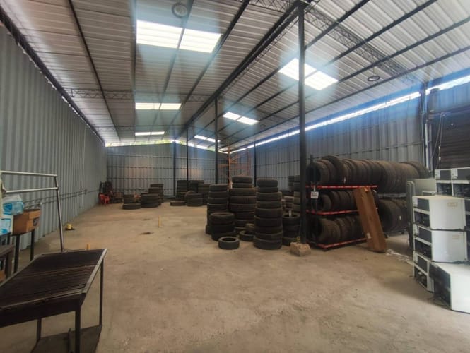 Local en arriendo en La Mosquita, Guarne, 320 m² · foto 2 de 10