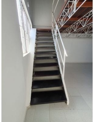 Bodega en arriendo en El Rodeo, Medellín, 218 m² · foto 10 de 12