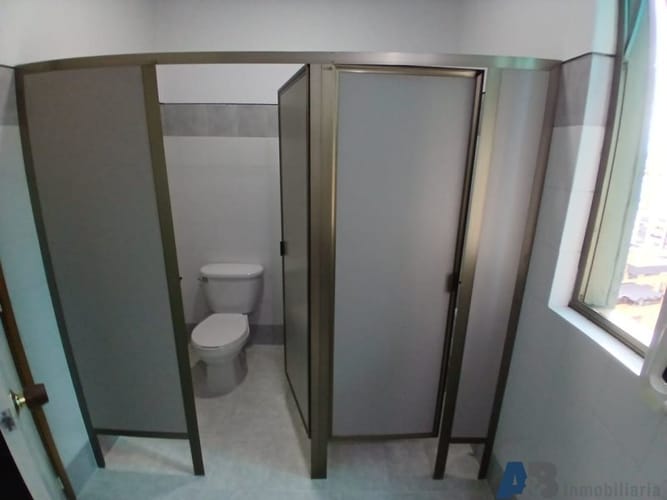 Oficina en arriendo en La Aguacatala, Medellín, 50 m² · foto 11 de 13